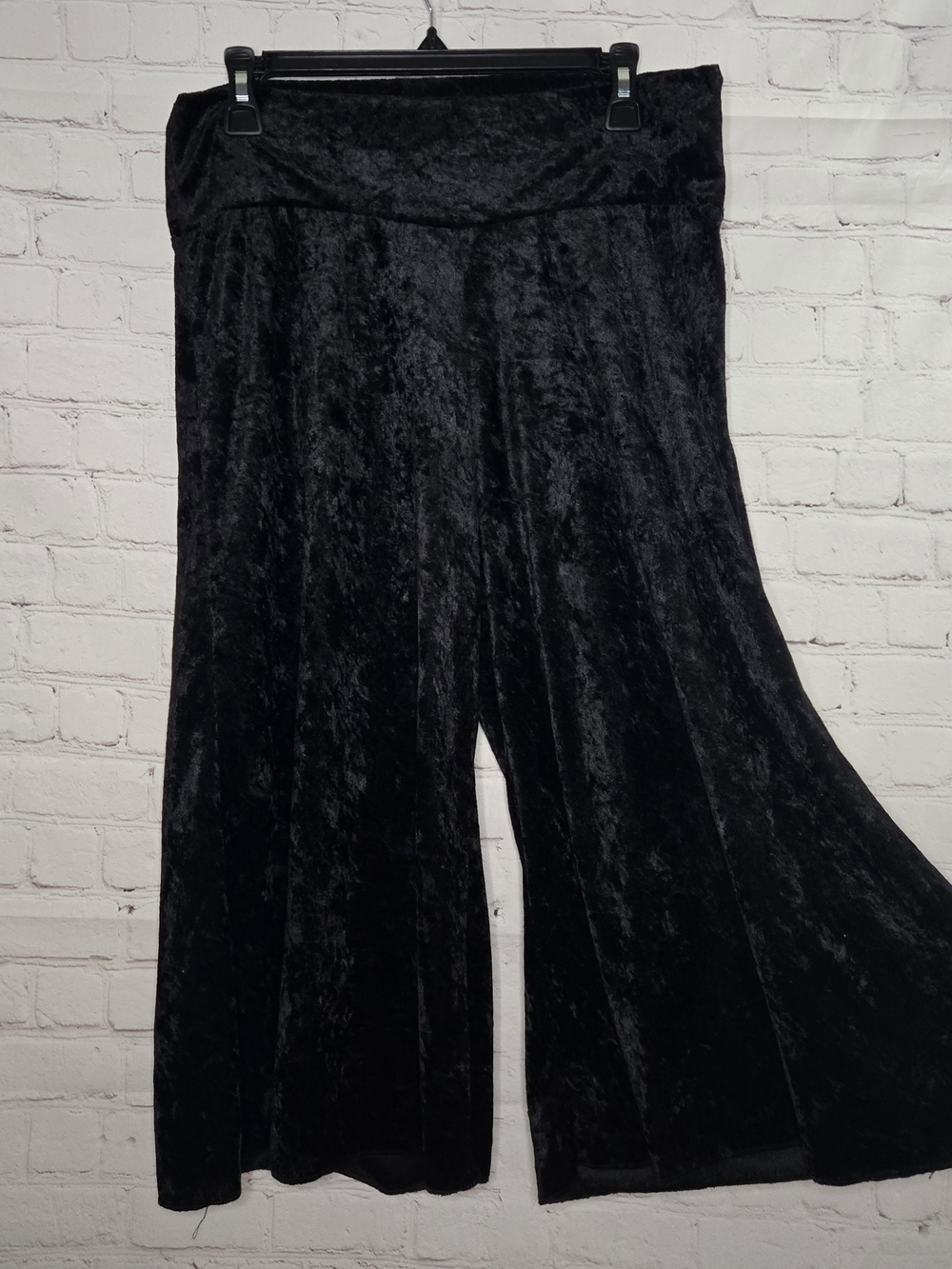 American Vtg Y2k Black Crushed Velvet Gaucho Pants Sz L Fold Over Waist Goth